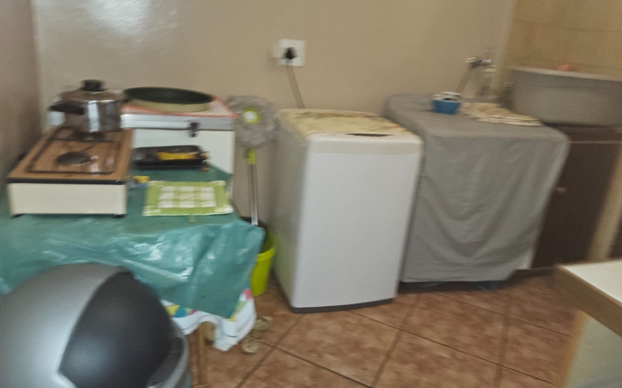 3 Bedroom Property for Sale in Kannoniers Park North West